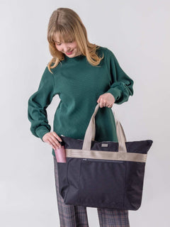 Reissu Weekender Bag Black
