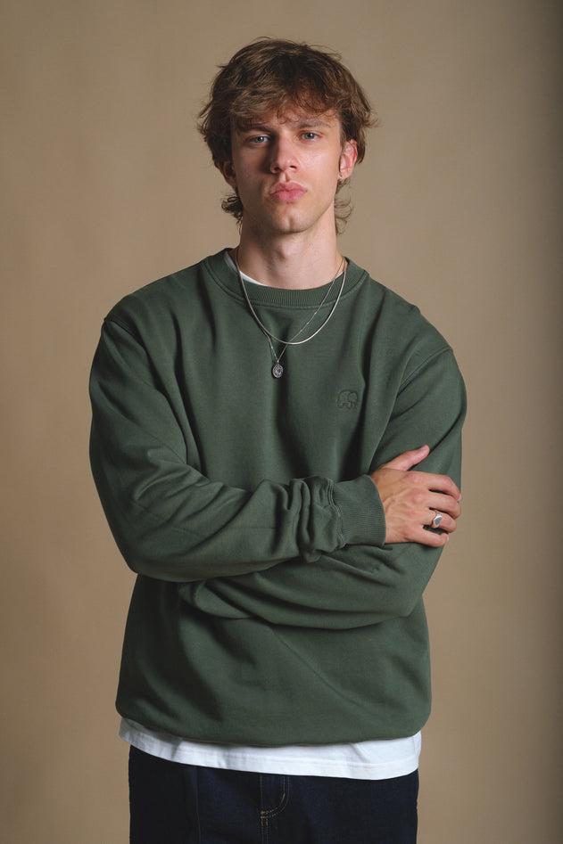 Essential Garment Heavyweight Sweater Kombu Green