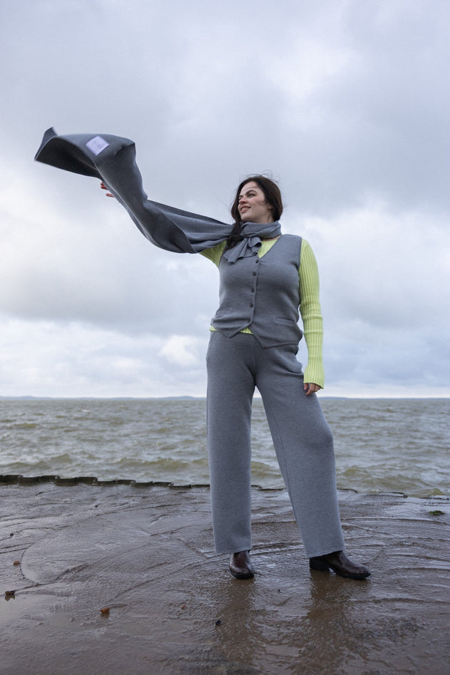 Via Merino Wool Scarf & Gloves Set Light Grey