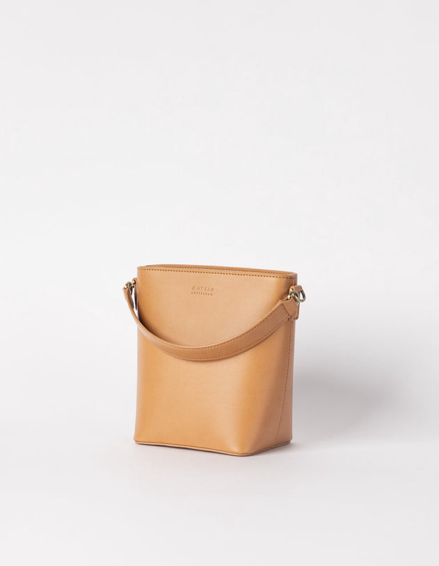 Bobbi Bucket Bag Midi Cognac Vegan Uppeal™
