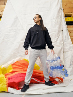 Fuksiitti Hoodie Black