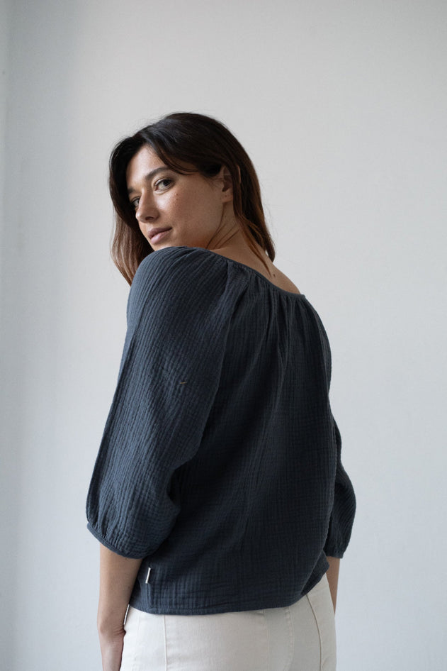 Blanche Muslin Top Black