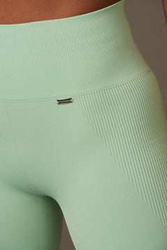 Bliss Biker Shorts Push-Up Light Green