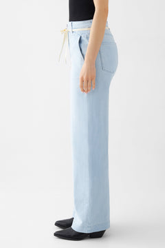 Dew Flared Soft Jeans French Pocket Light Blue