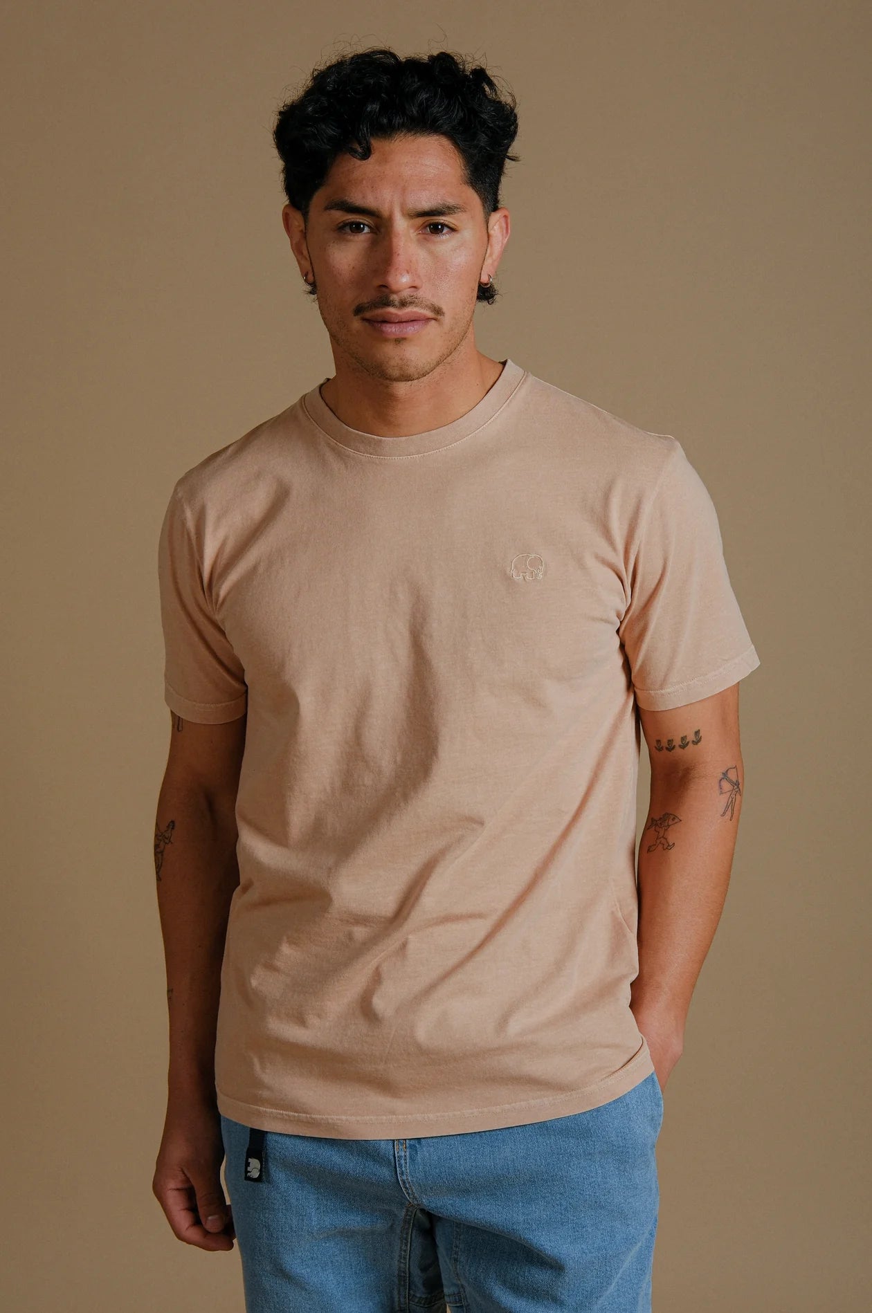 Men's Essential Pigment T-Shirt Cuban Sand