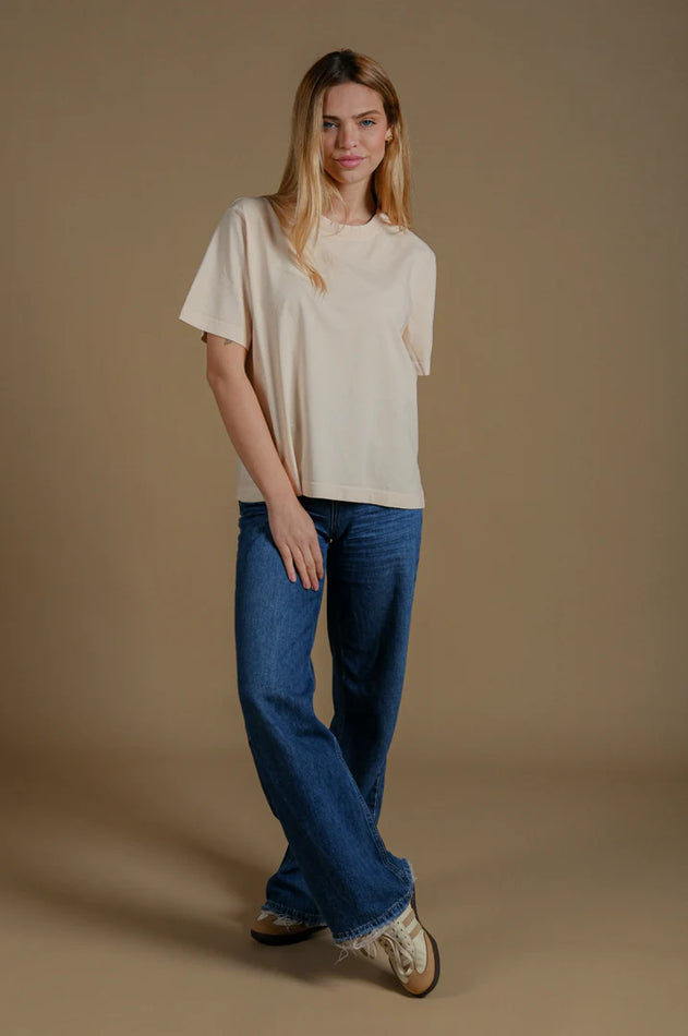 Women’s Essential Pigment T-Shirt Buttercream