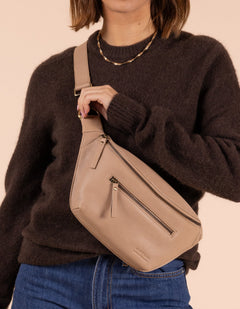 Drew Bum Bag Soft Grain Leather Sand