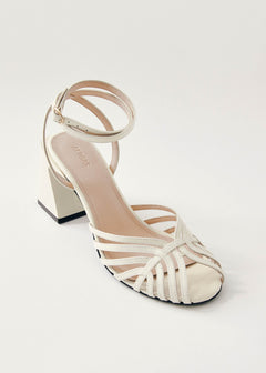 Jessa Onix Leather Sandals Cream White