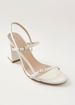 Elyn Leather Sandals Cream White