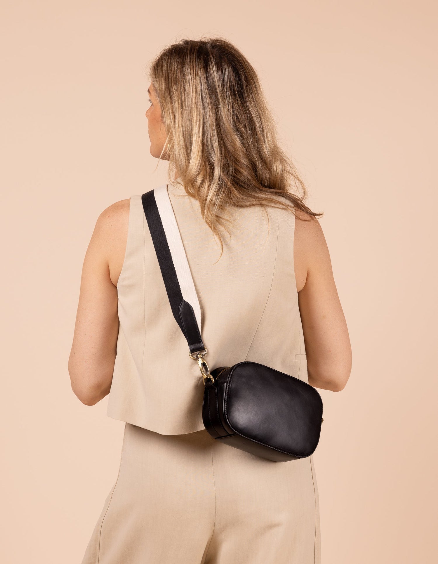 Maya Bag Classic Leather Black