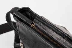 Leather Messenger Park Avenue Collection Black