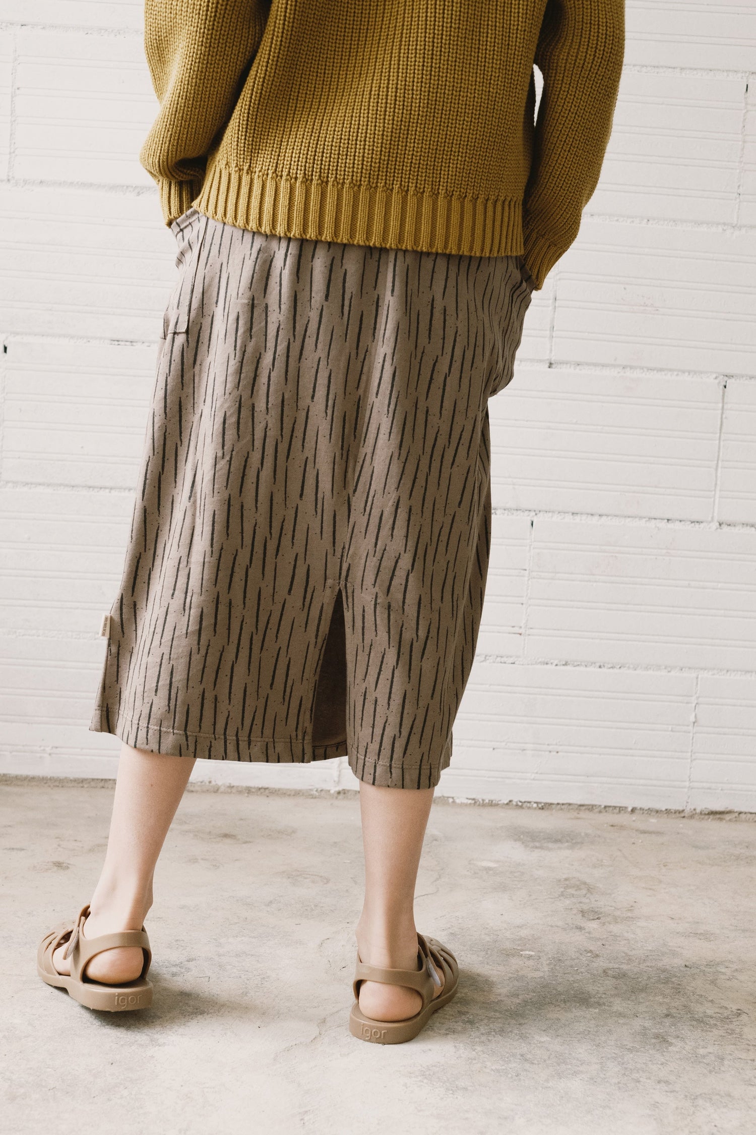 Kid's Hadiya Organic Cotton Midi Skirt Bark Brown