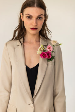 Enteliér Silk Blazer Champagne