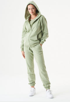 Junda Collegetakki Sage Green
