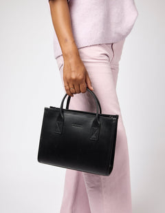 Jackie Midi Bag Leather Strap Classic Leather Black