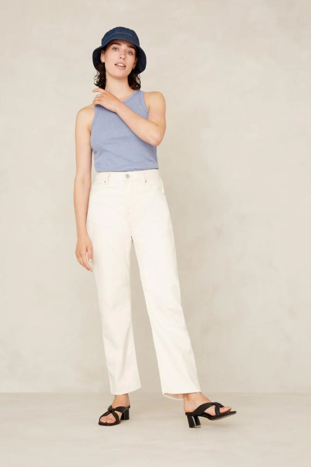 Liora Cropped Jeans White