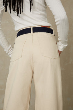 Leila Balloon Jeans Clean Recycled Ecru