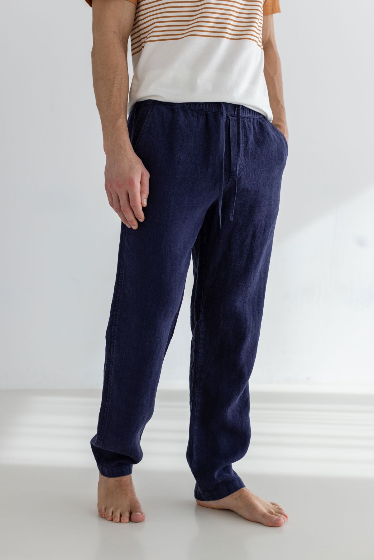 KOTOMO-Navy-Blue_01_77562f16-b80d-48a4-afcc-01e181bf3372.jpg?v=1776699157