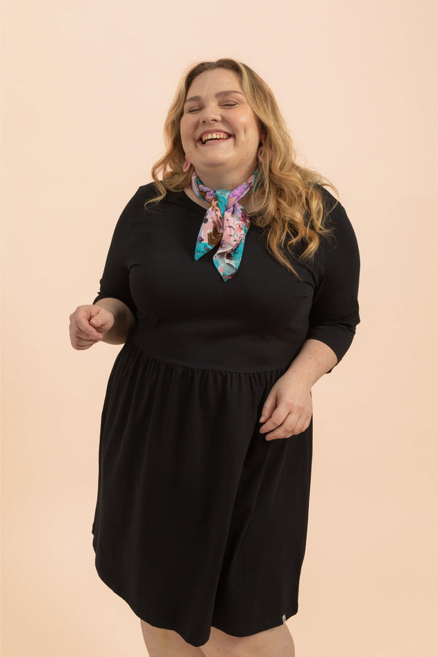 Bell Dress Black