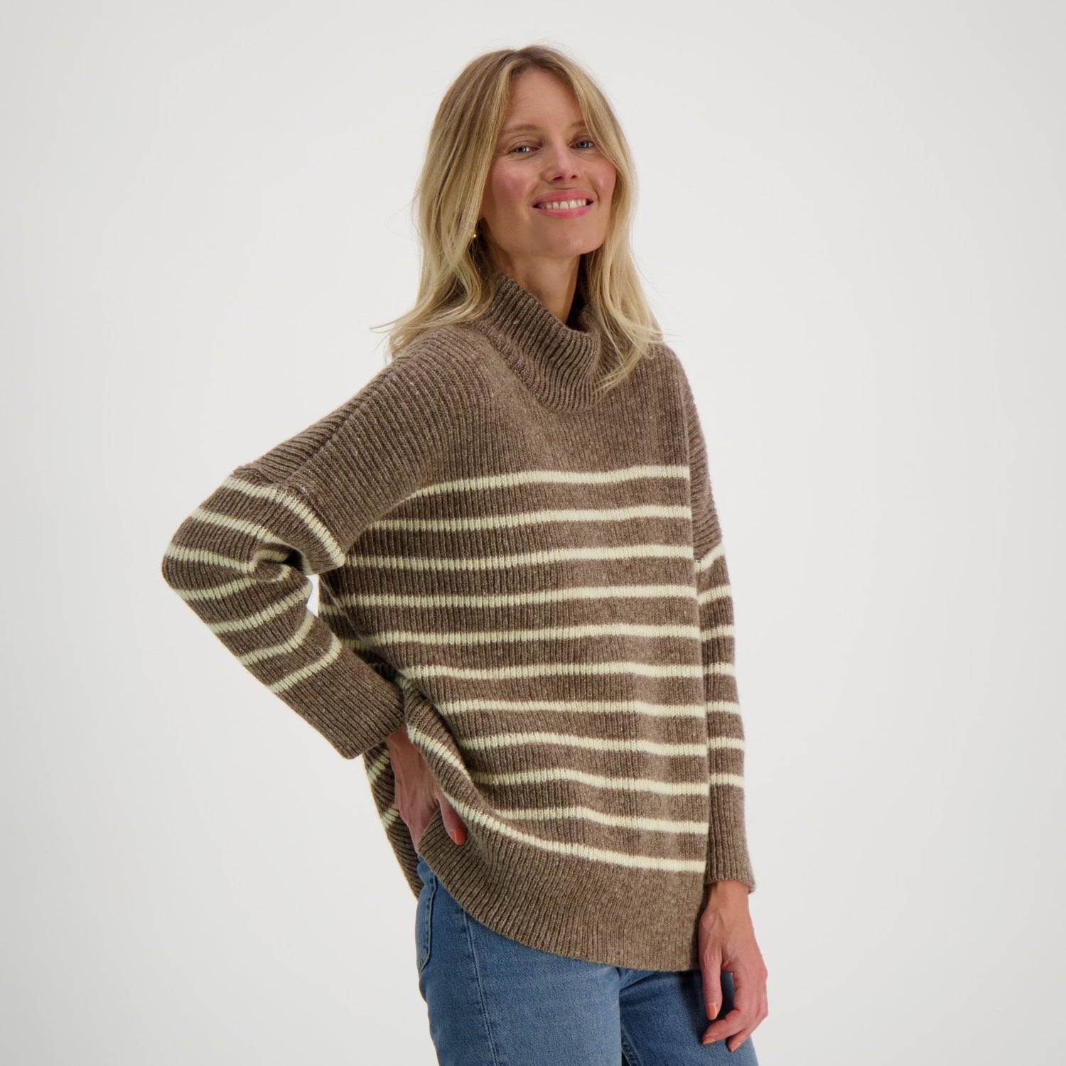 Katrine Turtleneck Striped Beige