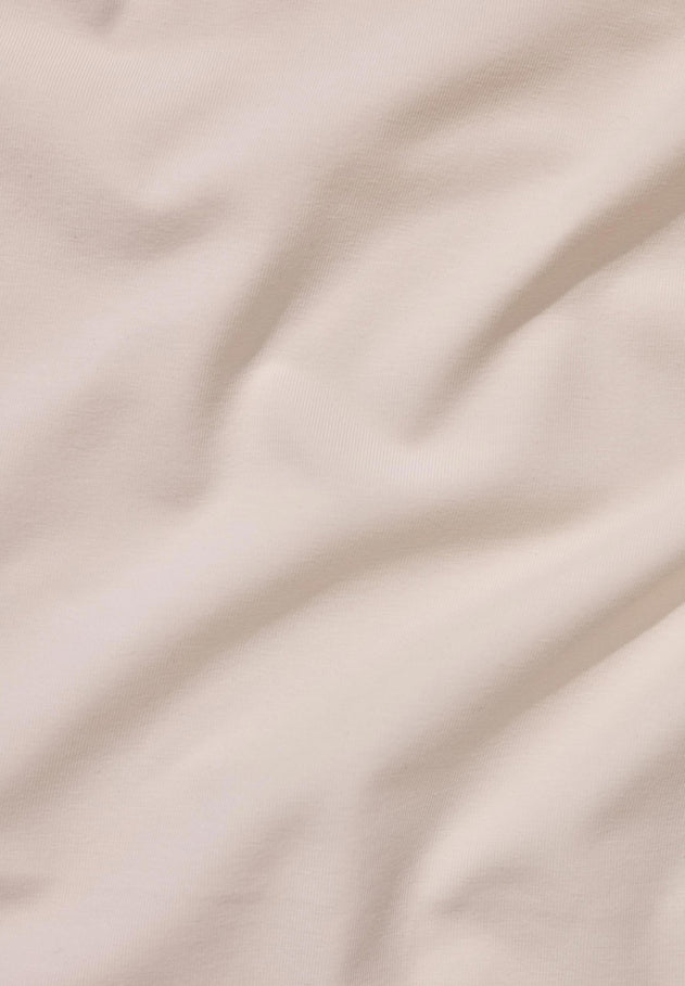 LILLYoffwhite-7_0054_df4b2bfa-2223-485e-b697-736a6cdffc6c.jpg?v=1759760972