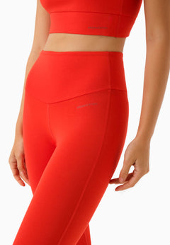 Lissa Capri Leggings Hot Red