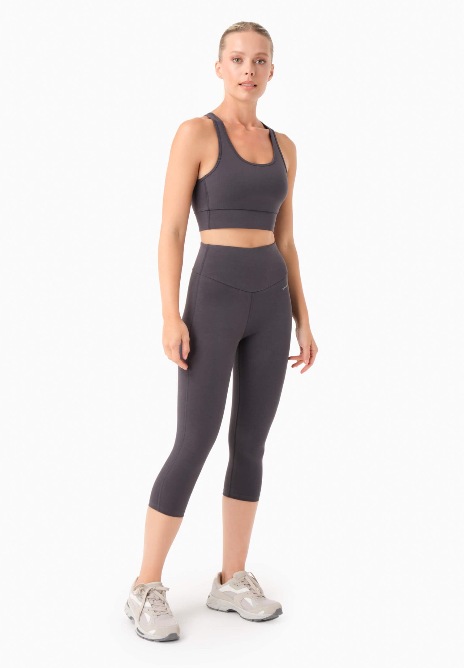 Lissa Capri Leggings Shadow Grey