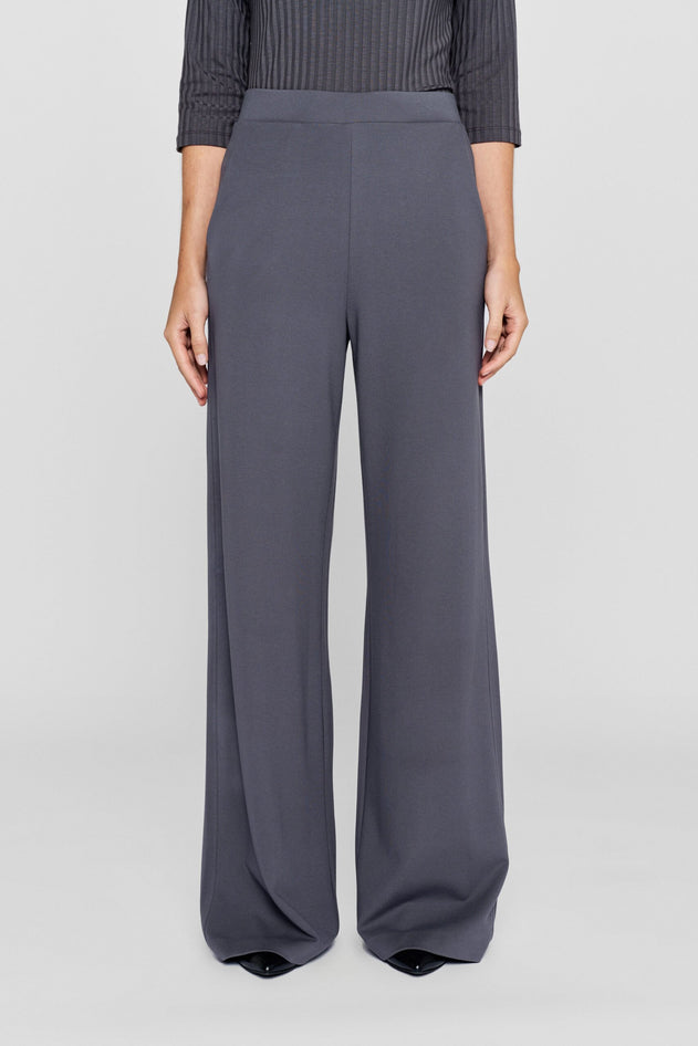 Leia Wide Pants Onyx - IVALO.COM