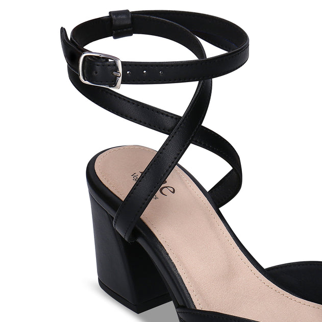 Lisa Slingback Shoes Black