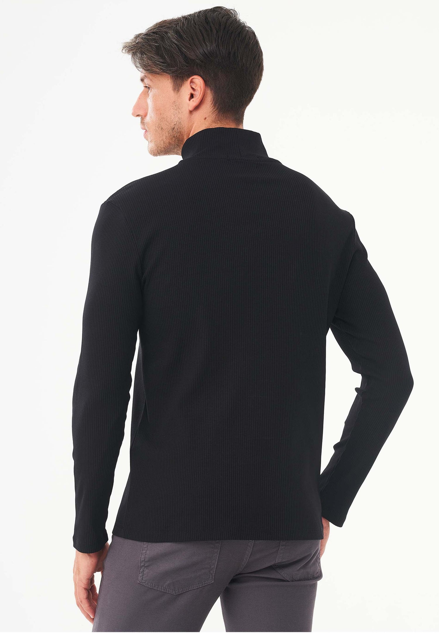 Men's Long-Sleeved Ribbed Turtleneck Shirt Black