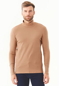 Men's Long-Sleeved Ribbed Turtleneck Shirt Light Brown