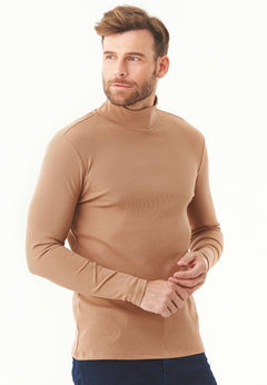 Men's Long-Sleeved Ribbed Turtleneck Shirt Light Brown