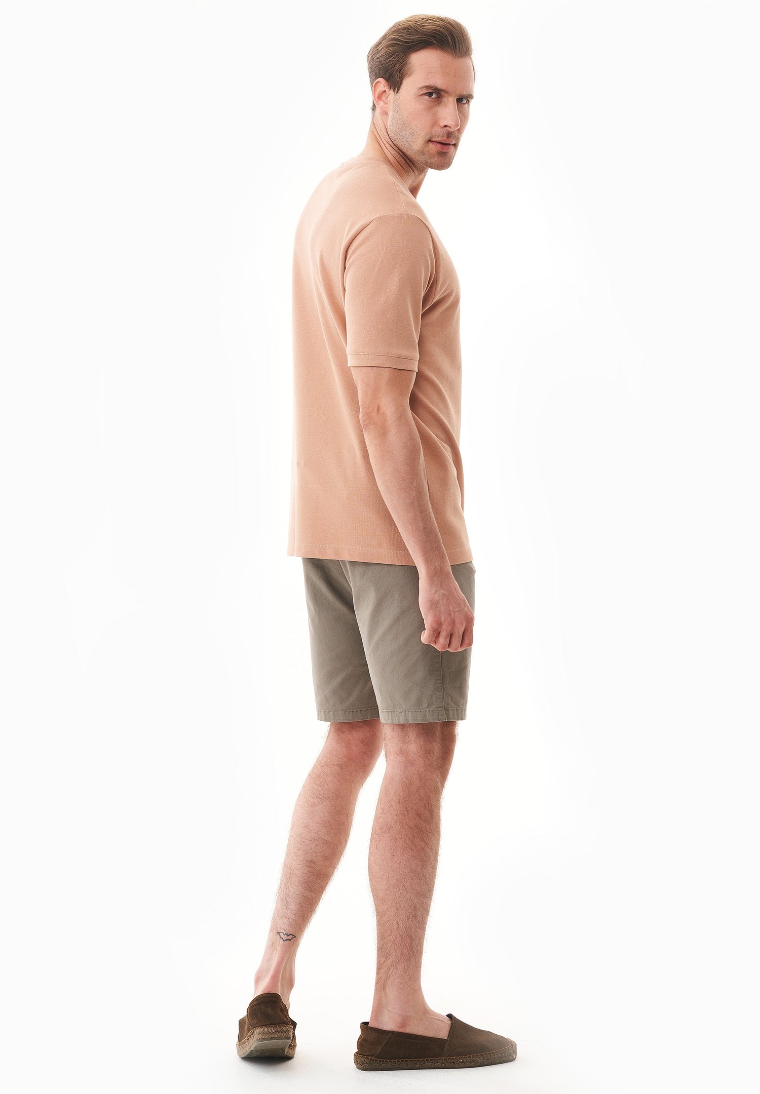 Men's Slim-Fit Organic Cotton Chino Shorts Smokey Olive