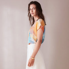 Short Sleeve V-Neck Tee Umbrella Print