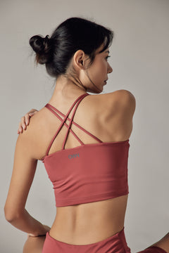 Women's Medium Support Sports Top