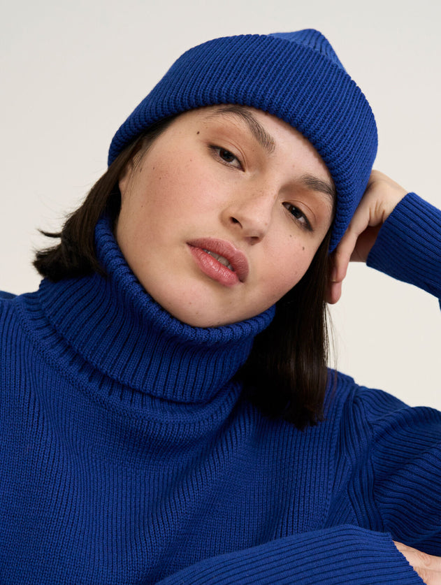 Saana Merino Beanie Ultramarine Blue