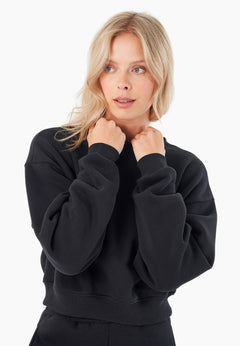 SILLIVIA Crop Sweatshirt Black