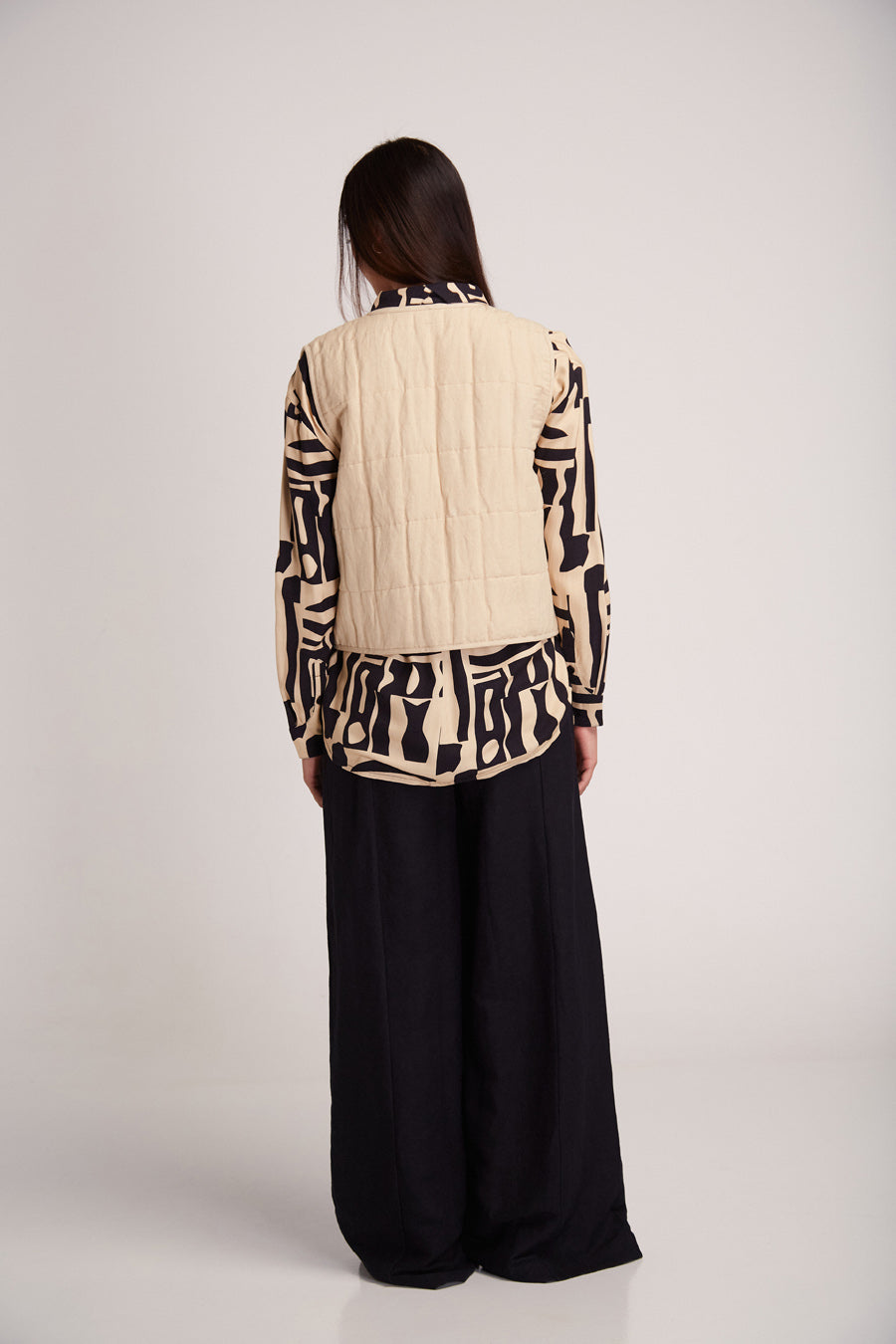 Aneto Padded Vest Embroidered Beige