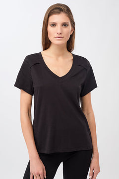 The New V-Neck Black