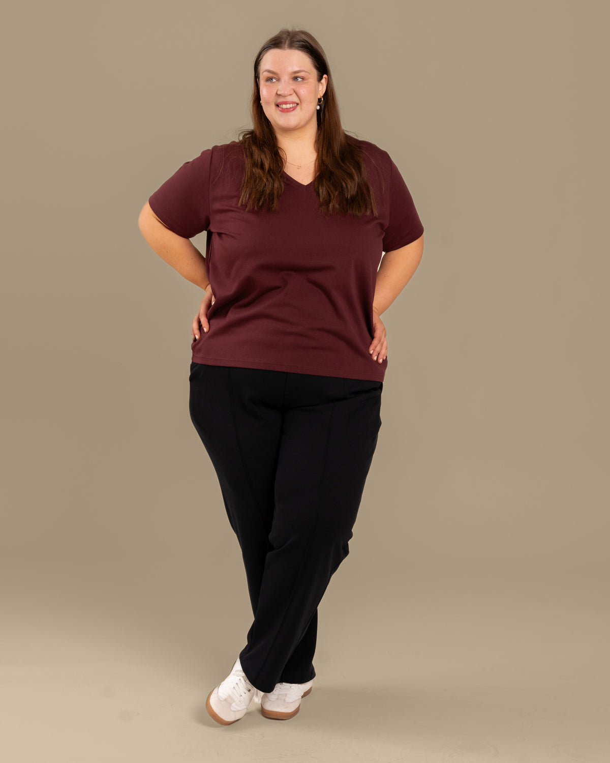 V-Neck T-Shirt Burgundy