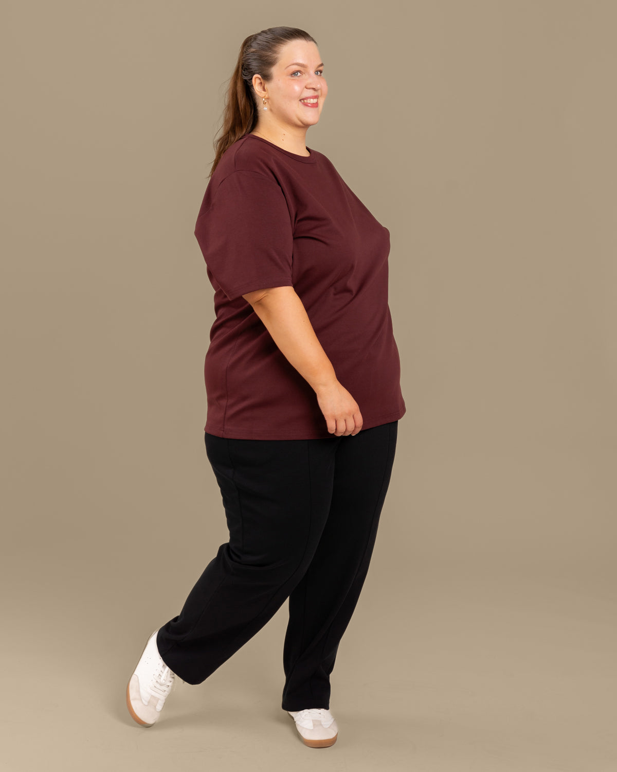 Ajaton T-Shirt Burgundy