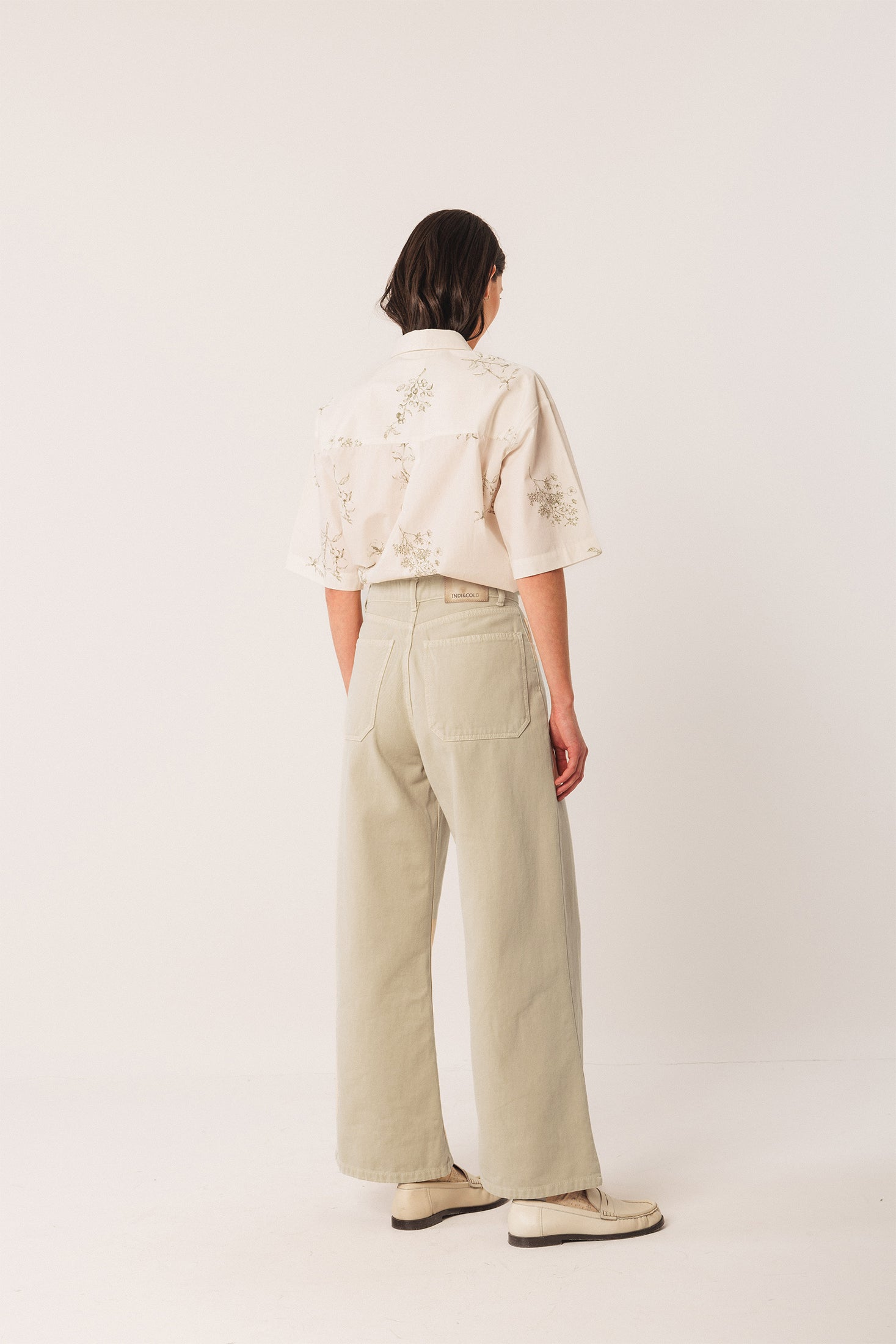 Wide-Leg Pants Beige