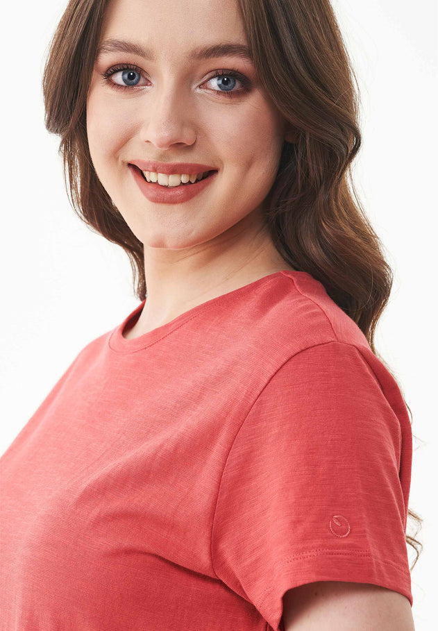 Women's Basic Round Neck T-Shirt Radiant Red