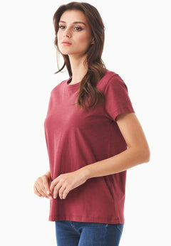 Women's Basic Round Neck T-Shirt Syrah Red