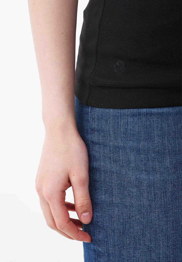 Women's Ribbed Spaghetti Strap Top Black