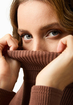 Women's Organic Cotton Turtleneck Knit Cocoa Brown