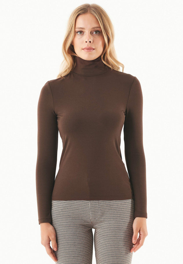 Women's Turtleneck Long-Sleeve Top Chestnut Brown
