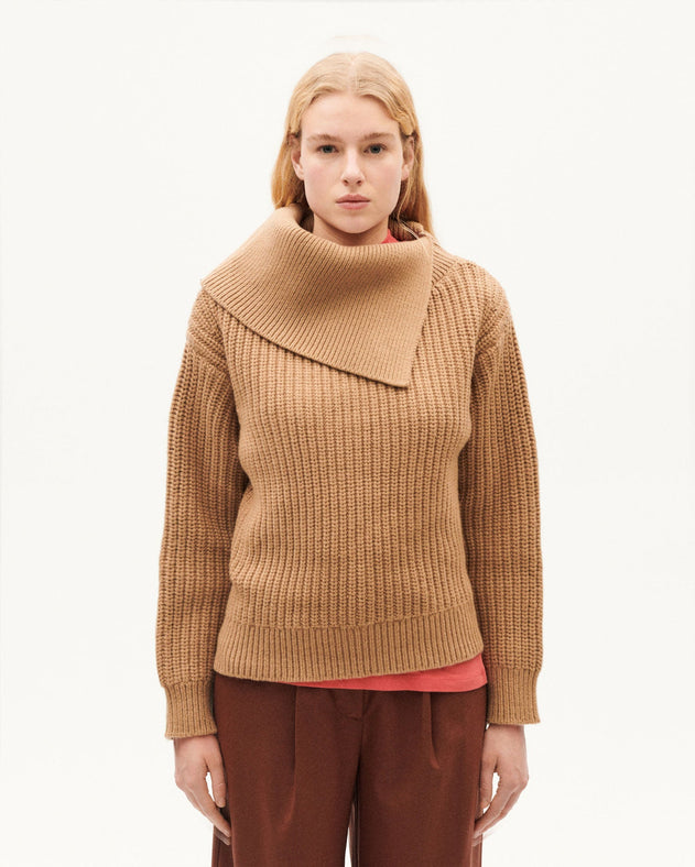 Beige wool sweater Sua