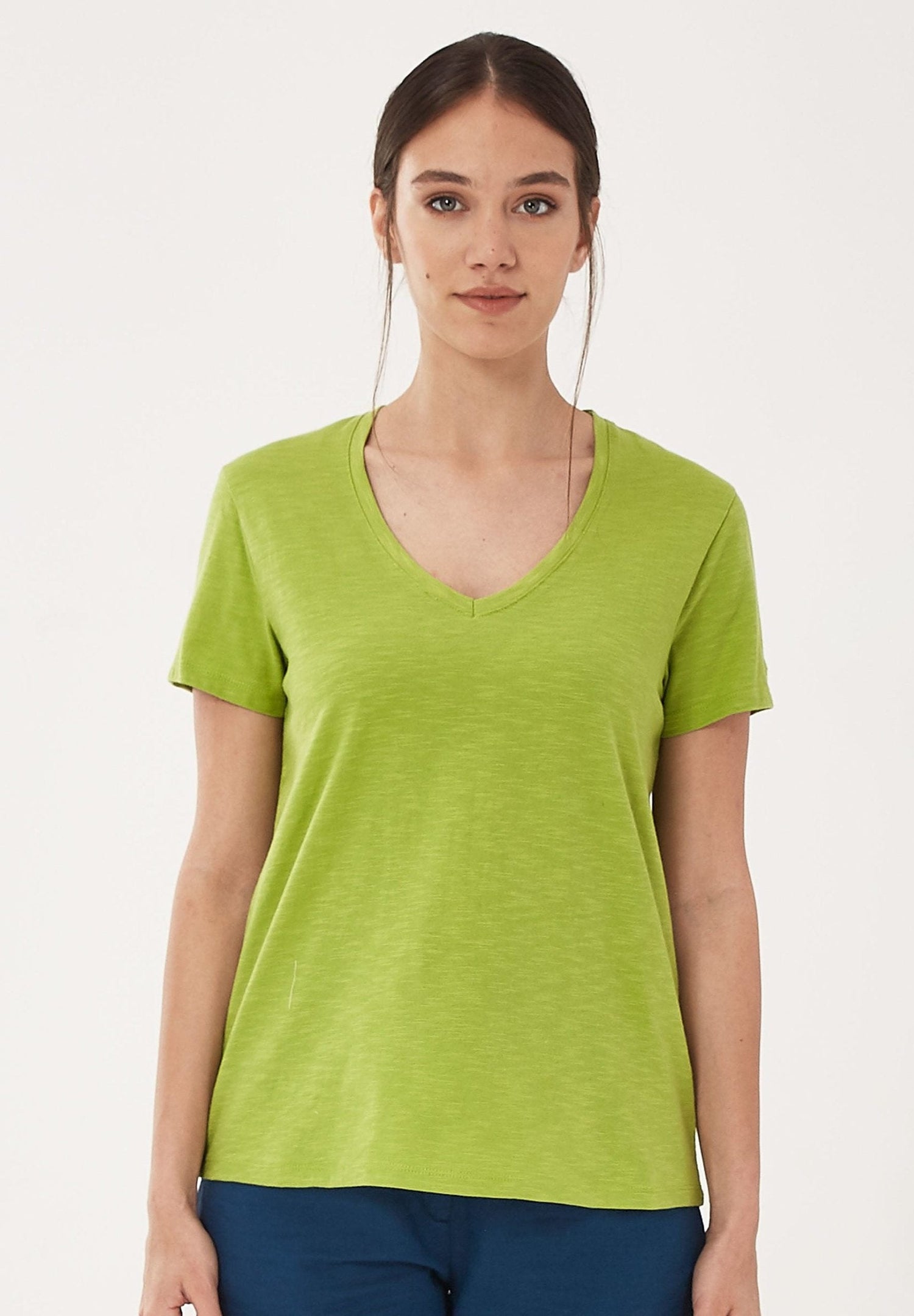 Women's Basic V-Neck T-Shirt Meadow Green