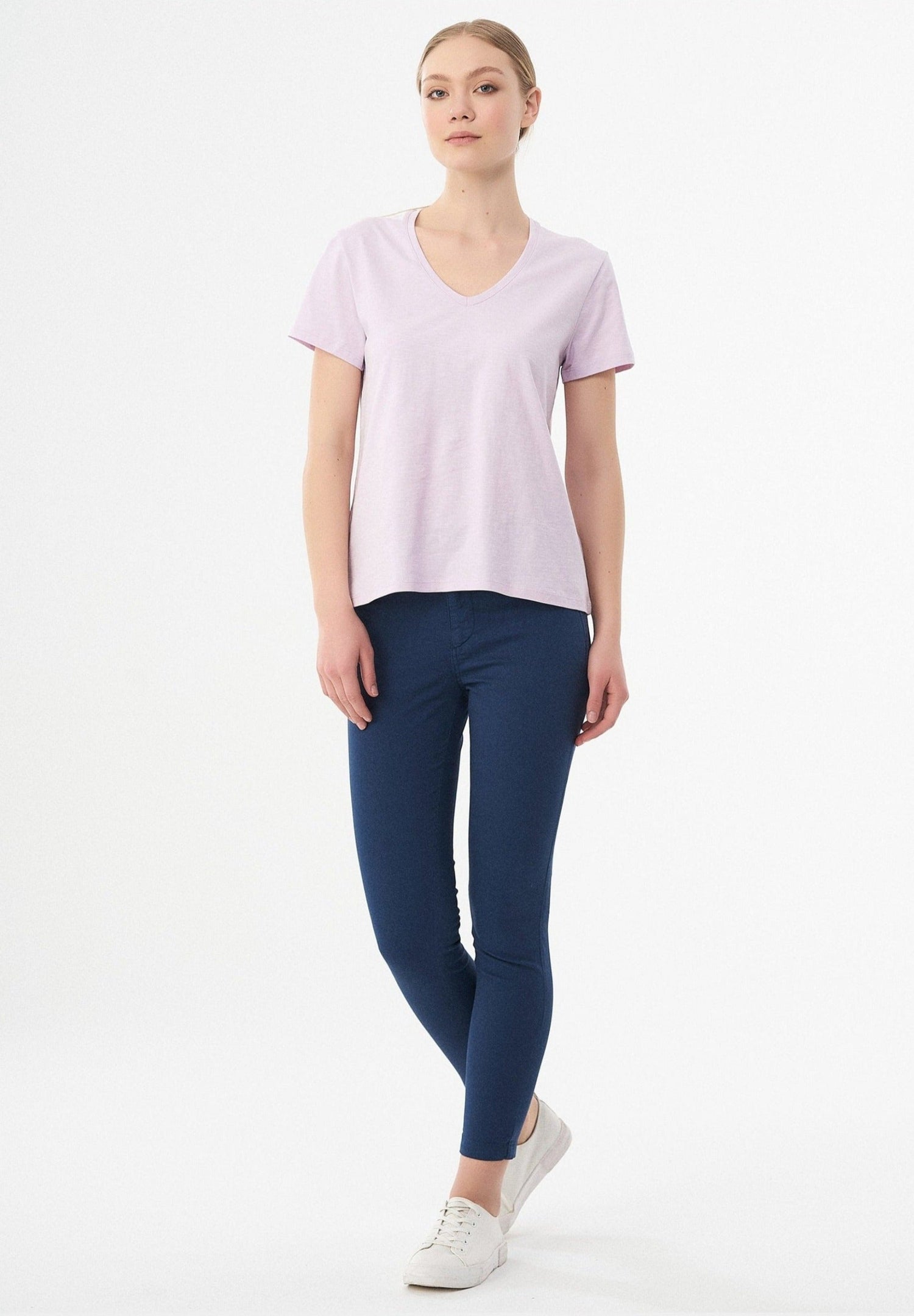 Basic V-Neck T-Shirt Lavender Fog